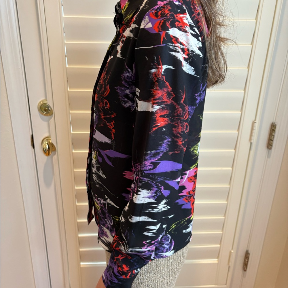 ALICE + OLIVIA abstract Multicolor Print Long Sleeve Blouse. Size Xsmall. Silk. - Picture 4 of 8